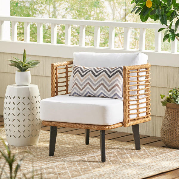 Modern Upholstered Club Chair with Wooden Legs – Stylish Accent Chair for Living Room & Bedroom
